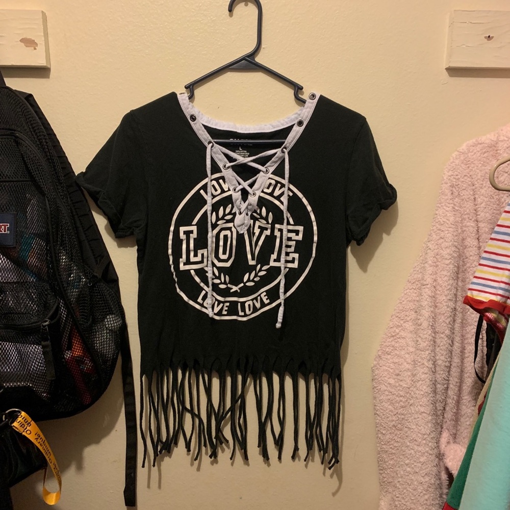 shirt with fringe